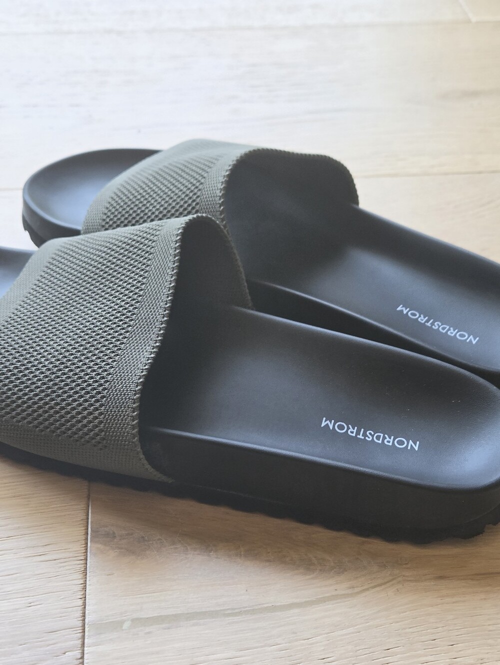 Nordstrom MSMILES Men's Knit Slide Sandals Olive Green Size 11 NEW - Picture 3 of 9